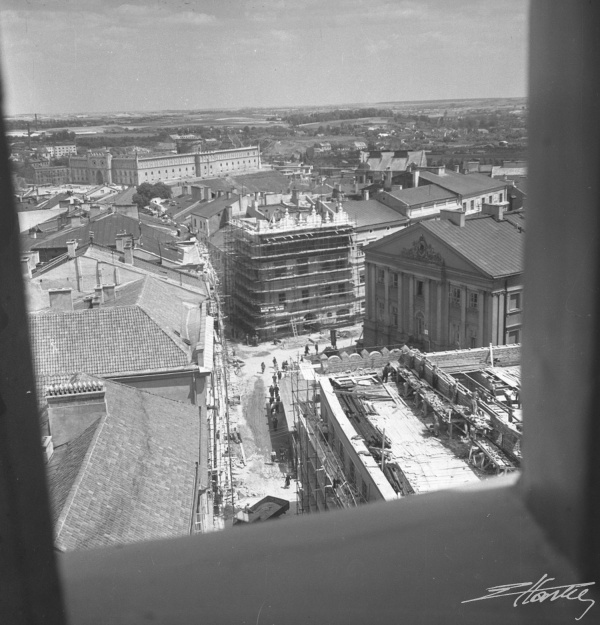 Widok Starego Miasta w czasie odbudowy Lublina w 1954 roku