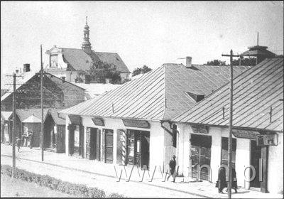 Rynek z widokiem na kościół Św. Mikołaja