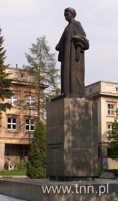 Pomnik M. Skłodowskiej - Curie