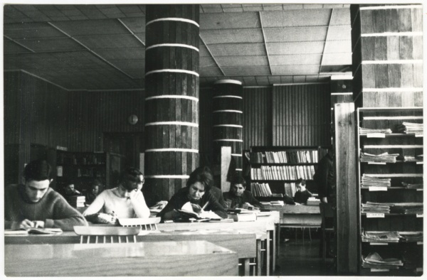 Biblioteka główna UMCS – Kolekcja Izoldy Dobkiewicz-Kęsik