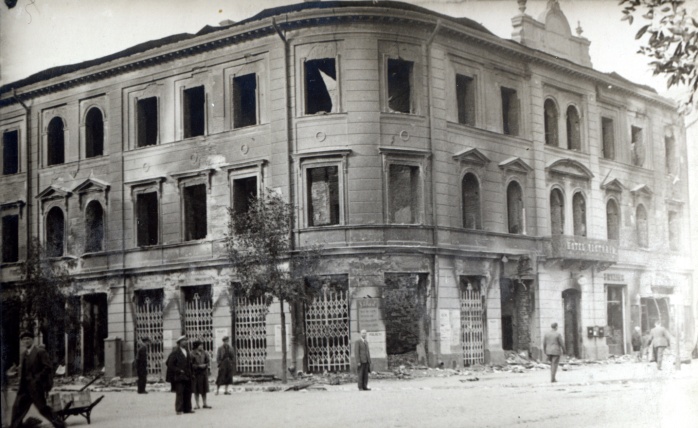 Zniszczony budynek Hotelu Victoria w Lublinie