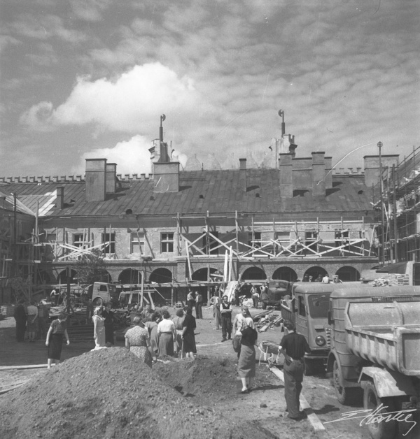 Zamek Lubelski - odbudowa 1954 r.