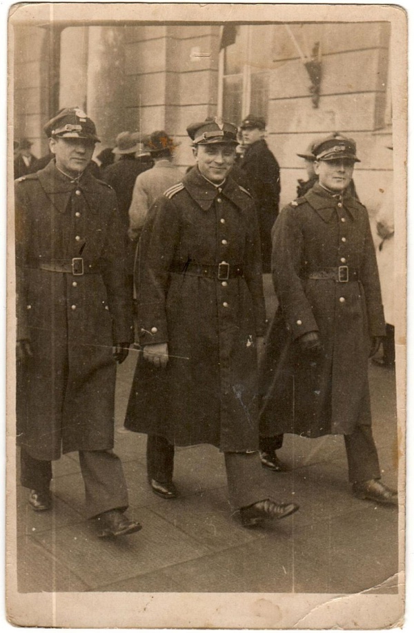 Józef Gierczak z kolegami z wojska
