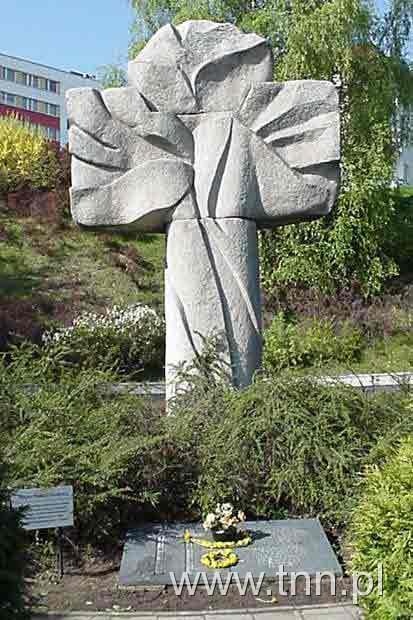 Pomniki lubelskie – pomnik straconych więźniów Zamku Lubelskiego (na Rurach)