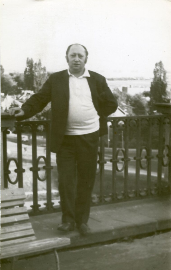 Jan Szmulewicz w Warszawie. Widok z tarasu pałacu Królikarnia, Mokotów. 1984 rok