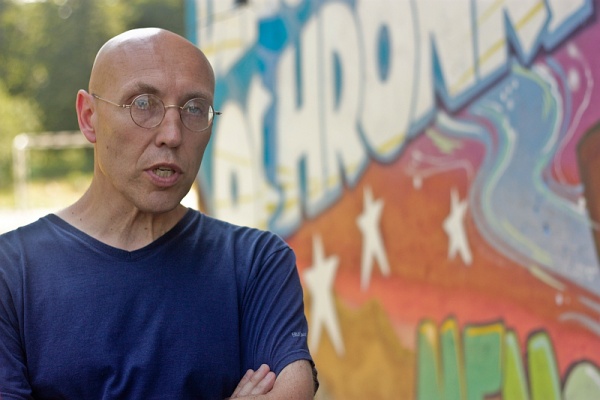 Dyrektor Ośrodka "Brama Grodzka - Teatr NN", Tomasz Pietrasiewicz opowiada o idei projektu Mural Graffiti