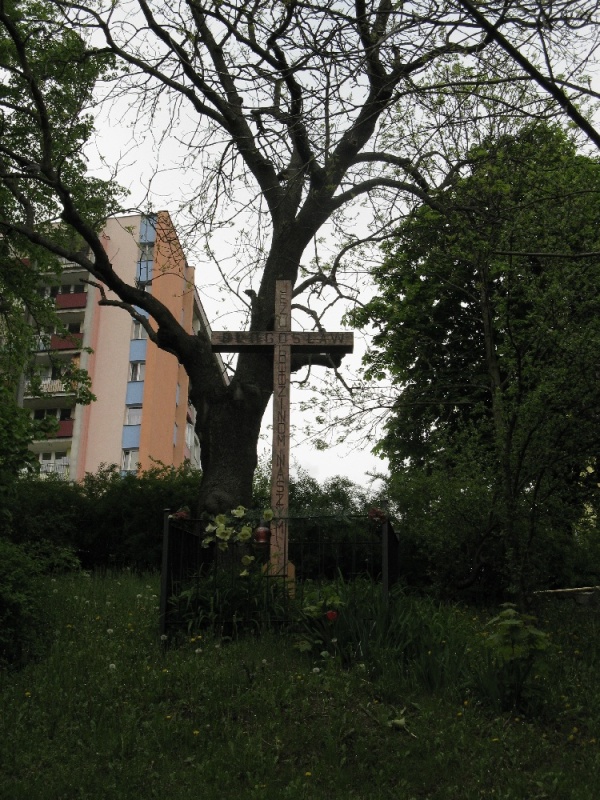 Krzyż przy ulicy Kleeberga w Lublinie