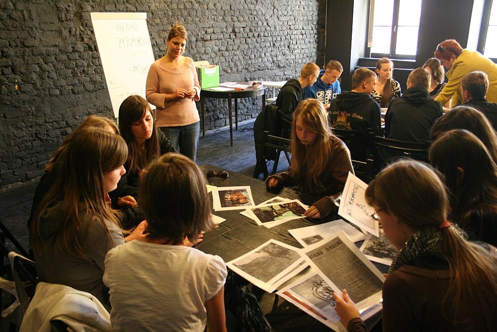 "Listy do Henia" 2011 - warsztaty z młodzieżą z 11 Gimnazjum