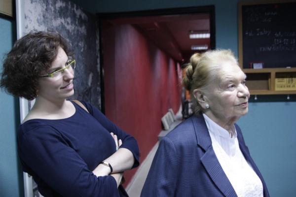 Julia Hartwig i Anna Piotrowska podczas zwiedzania Izby Drukarstwa