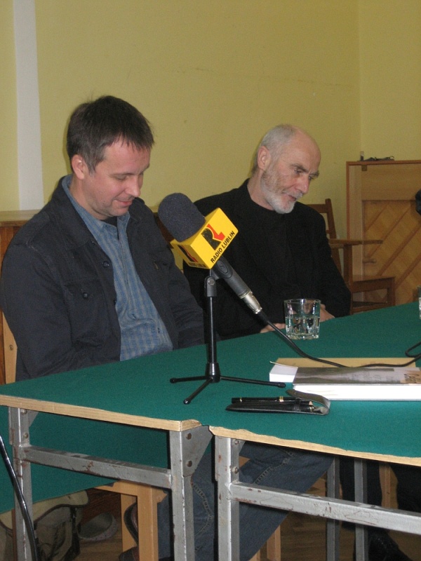 Tomasz Różycki i Ryszard Krynicki, spotkanie: „Wiersz jako lekcja obcej mowy”