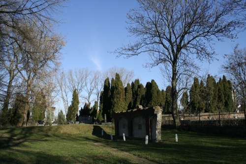 Mogiła zbiorowa na nowym cmentarzu żydowskim w Lublinie