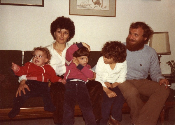 Alex Dancyg z żoną i synami