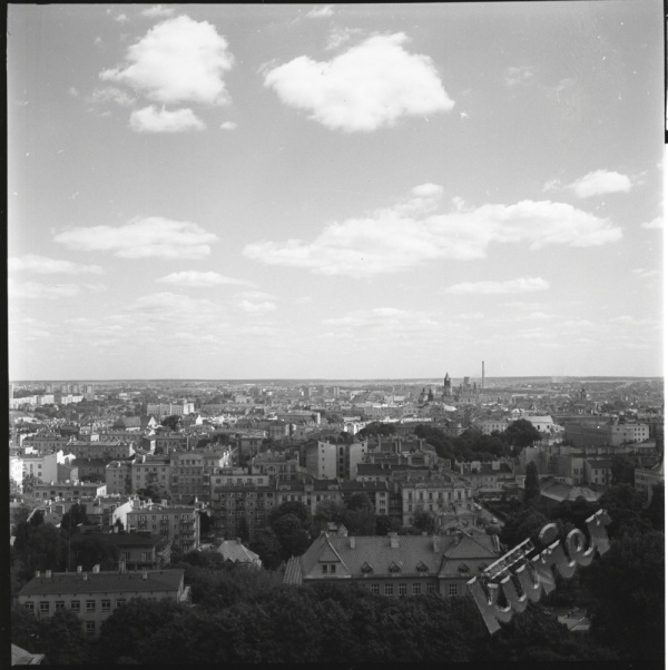 Skan Negatywu, 1 - 12 Panorama Lublina widziana z budującego się wieżowca przy ul. Kr. Leszczyńskiego