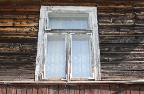 Stolarka okienna domu drewnianego przy ul. Chełmskiej 33 w Wojsławicach