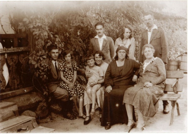 Zdjęcie rodzinne w majątku Tarkowskich