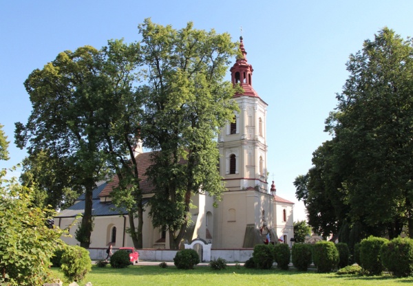 Kościół pw. św. Mikołaja (1610-1620) przy ulica Wyzwolenia 1 w Szczebrzeszynie