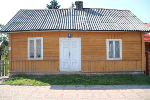 Dom drewniany przy ulicy Cichej 8 w Krasnobrodzie