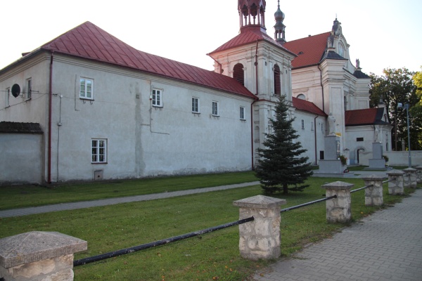 Zespół klasztorny o. o. dominikanów przy ulicy Tomaszowskiej w Krasnobrodzie (1. poł. XVIII w.)