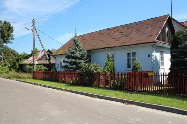 Dom drewniany przy ulicy Średniej 10 w Tyszowcach