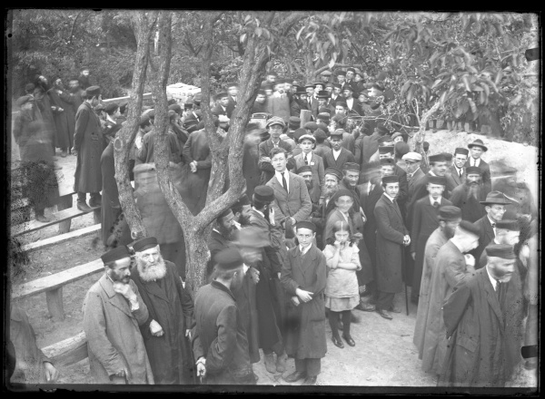Uroczystość położenia kamienia węgielnego pod budowę Jesziwy (22 maja 1924).