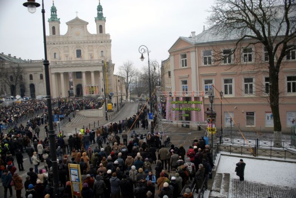 Uroczystości pogrzebowe abp Józefa Życińskiego w dniu 19 lutego 2011 roku. Fot. Piotr Sztajdel